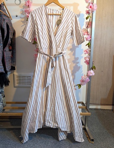 Apricot beige white striped - apricot,