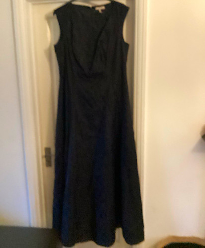 Pepperberry black neck - pepperberry,