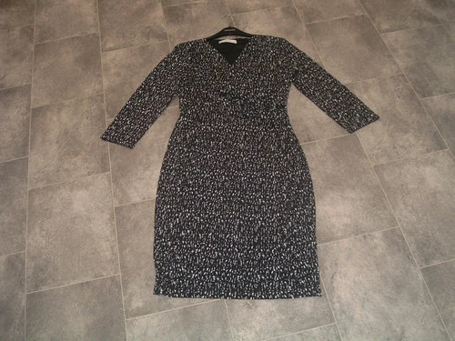 Size george black white 4 - size,