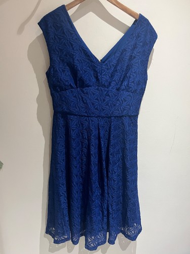 Solo dress size - 12, lace